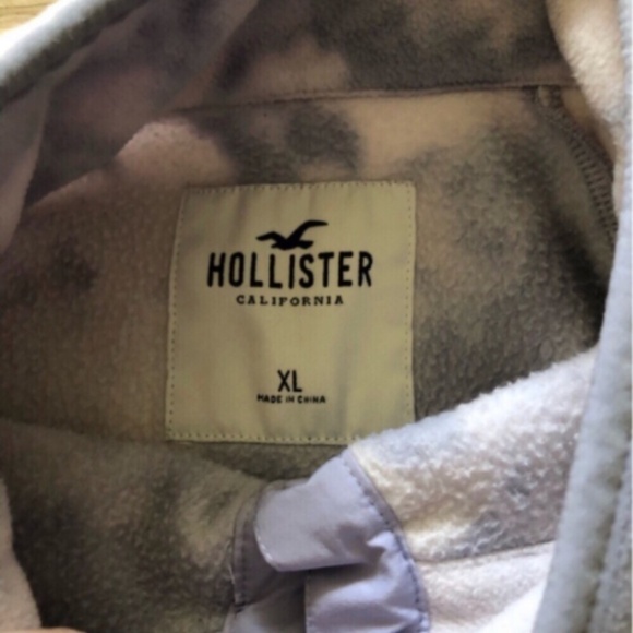 Hollister Blue and White Sweater - Picture 5 of 7